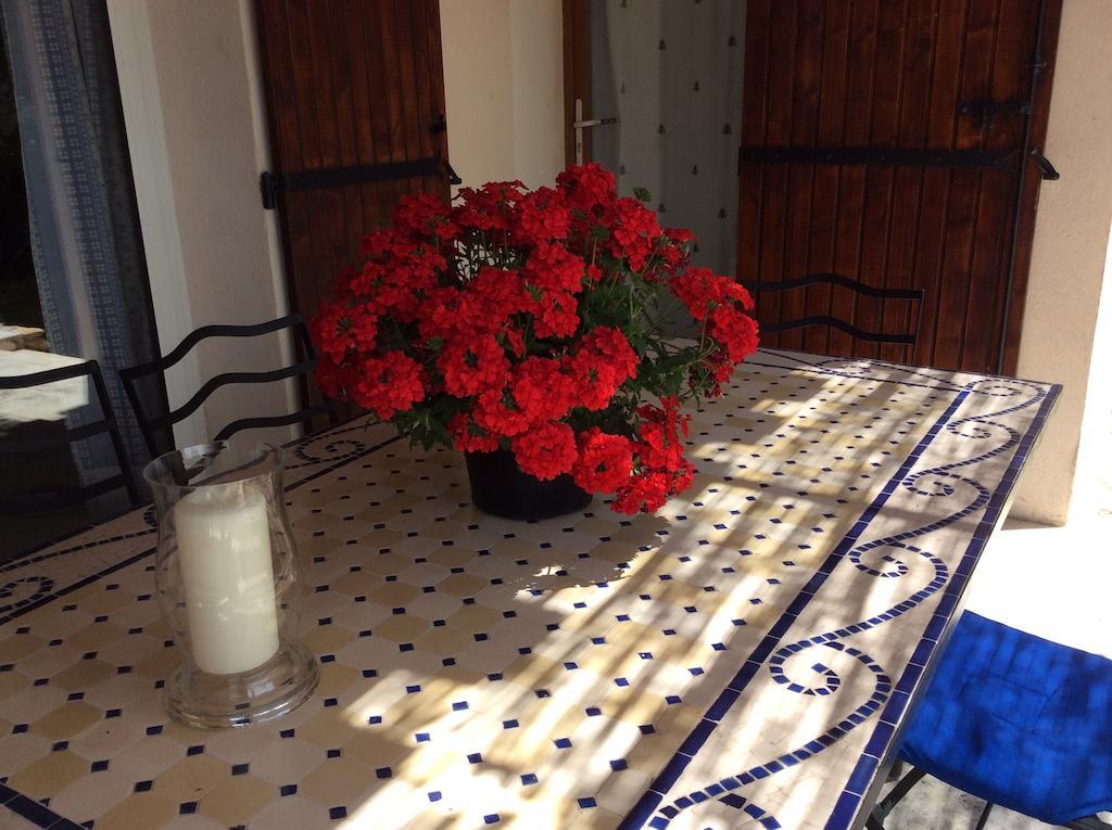 Saba Hotel Cabrières-dʼAvignon Kültér fotó