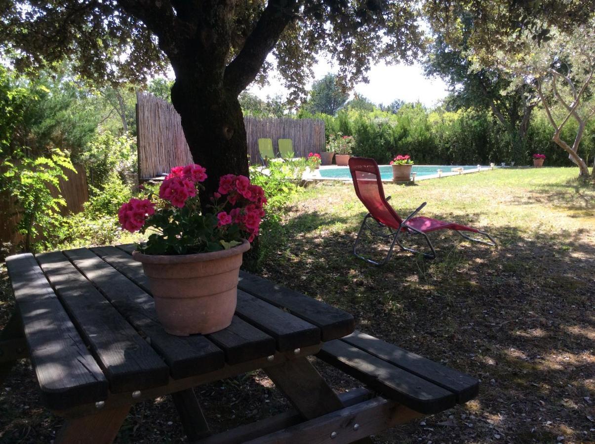 Saba Hotel Cabrières-dʼAvignon Kültér fotó